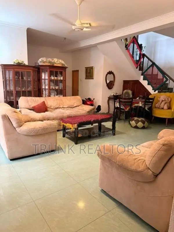Colombo 05 05BR House For Rent (NK11694)