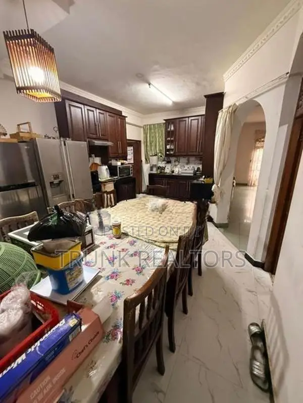 Colombo 05 05BR House For Rent (NK11694)