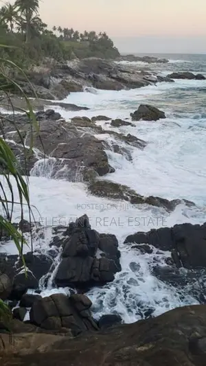 Land for Sale - 387 Perches in Hiriketiya (A6568)