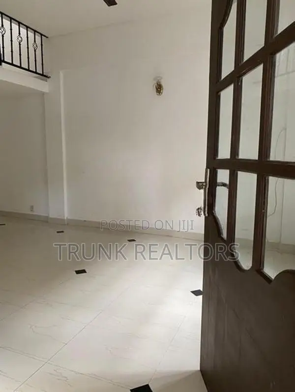 Colombo 05 03BR House For Rent (NK11696)