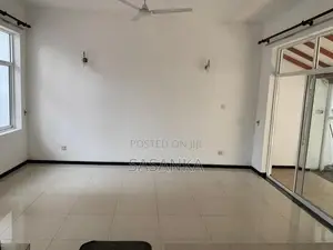Nugegoda Diyawanna Garden 2500 Sqft Office Space for Rent