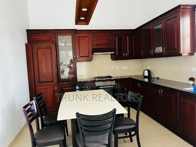 Kotte 04BR House For Rent (NK11680)
