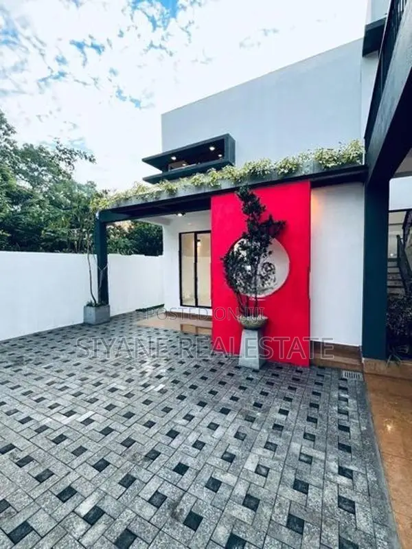 Brand New Luxury House Sale in Malabe