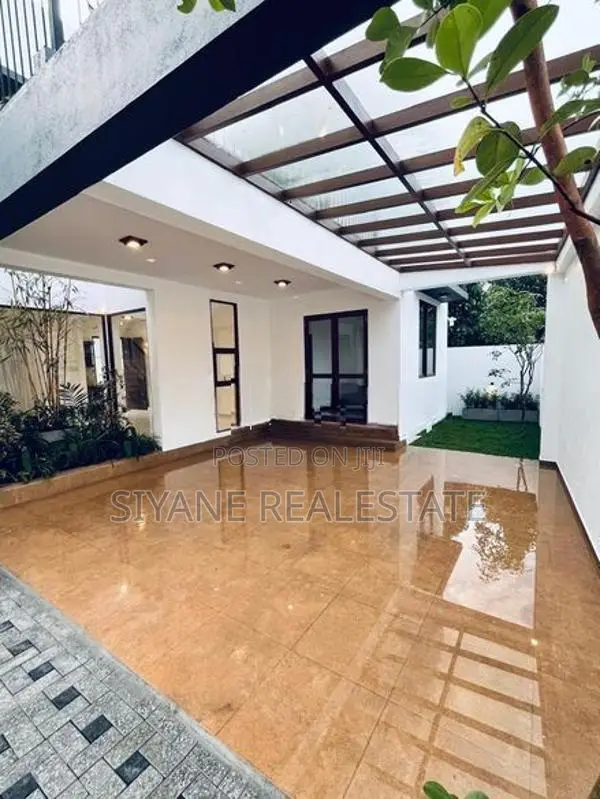 Brand New Luxury House Sale in Malabe
