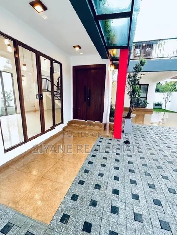 Brand New Luxury House Sale in Malabe