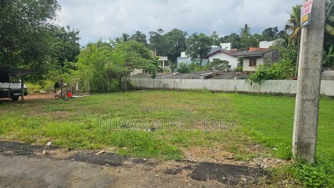 Land for Sale in Thalangama - Ref 69