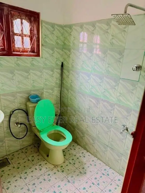 අතුරුගිරිය තුන්අඳහේන ප්‍රදේශයෙන් අංගසම්පූර්ණ දෙමහල් නිවස විකිණීමට