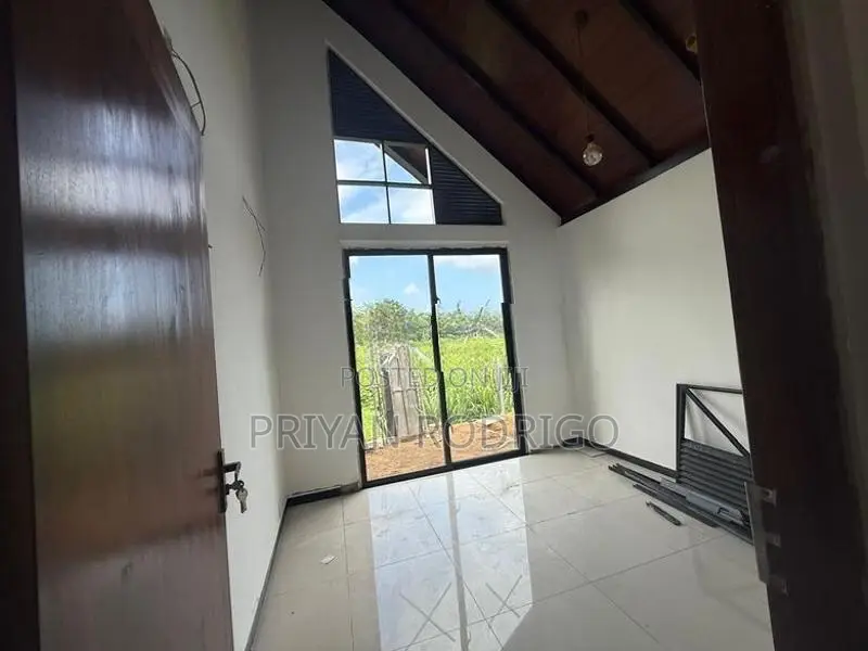 Kahathuduwa 02 BR Cabana Type New House on 7.25 Perches of Land for Sa