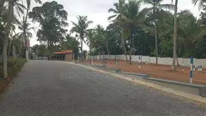 වෑබඩ කැකුළාවල පාරෙන් පර් 7 බිම්කොටස්