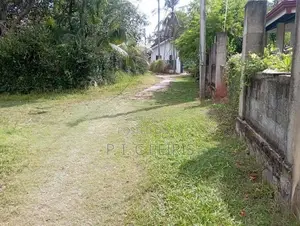 House for sale in Akkara 50, David Waththa.Negombo.Gampaha.