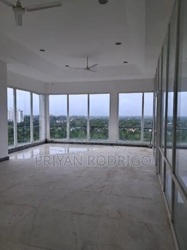 Wind Crest Residencies, Rajagiriya 03 BR 10th Floor Apartment for Sale