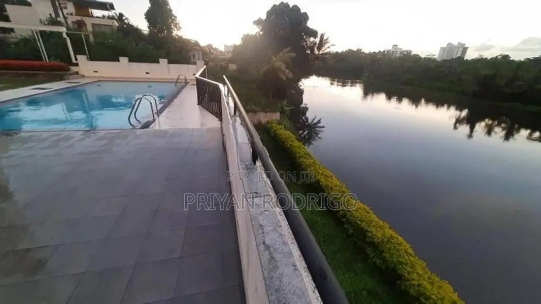 Wind Crest Residencies, Rajagiriya 03 BR 10th Floor Apartment for Sale