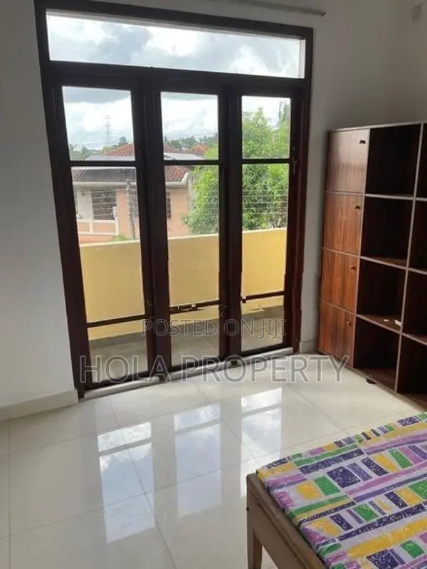 2 Bhk Semi Furnished 2nd Floor Battaramulla