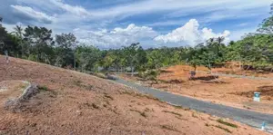 Lands for sale near Makavita Lake