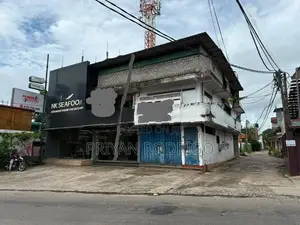Rathmalana, Commercial Building and a valuable Land for Immediate Sale