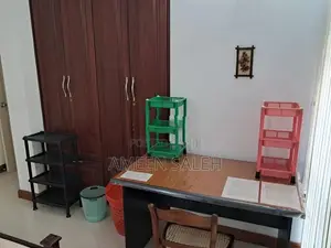 Colombo 8 - For Rent Ladies Furnished Room in Apt with Security