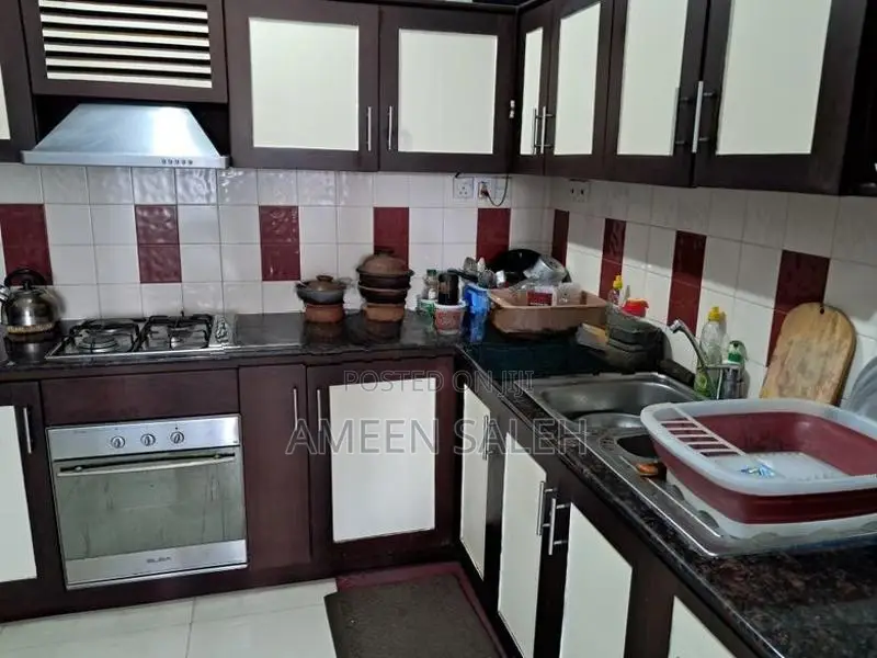 Colombo 8 - For Rent Ladies Furnished Room in Apt with Security