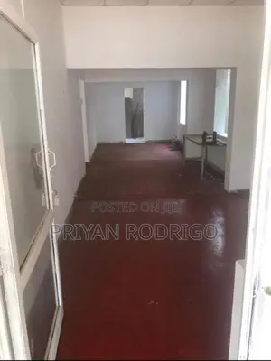 Prime Commercial Building for Rent in Colombo 04