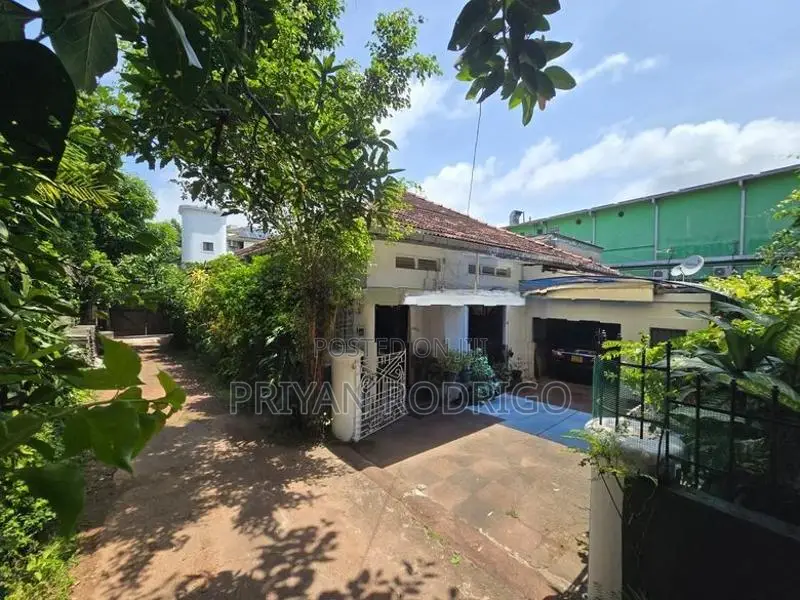 Colombo 05, Thimbirigasyaya Road 03 Bed Room House for Sale