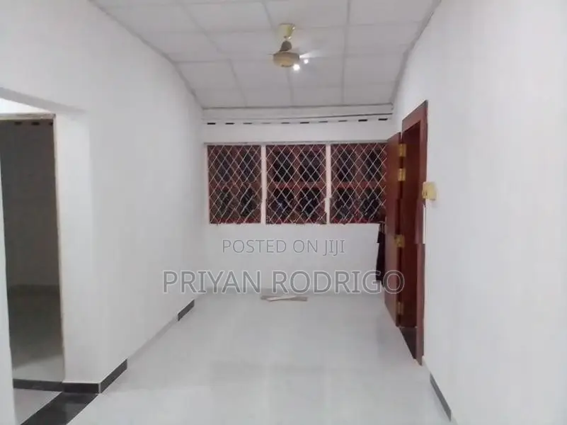 Moratuwa Soysapura Blocks 02 Bed Room Apartment for Sale