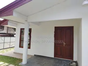 House in Kadawatha Kossinna Plot 01