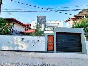 Luxury 4 Bedrooms House for sale in Piliyandala Kesbewa