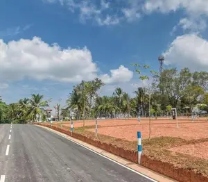 ගම්පහ නගරයට සමීපව නේවාසික බිම් කොටස්