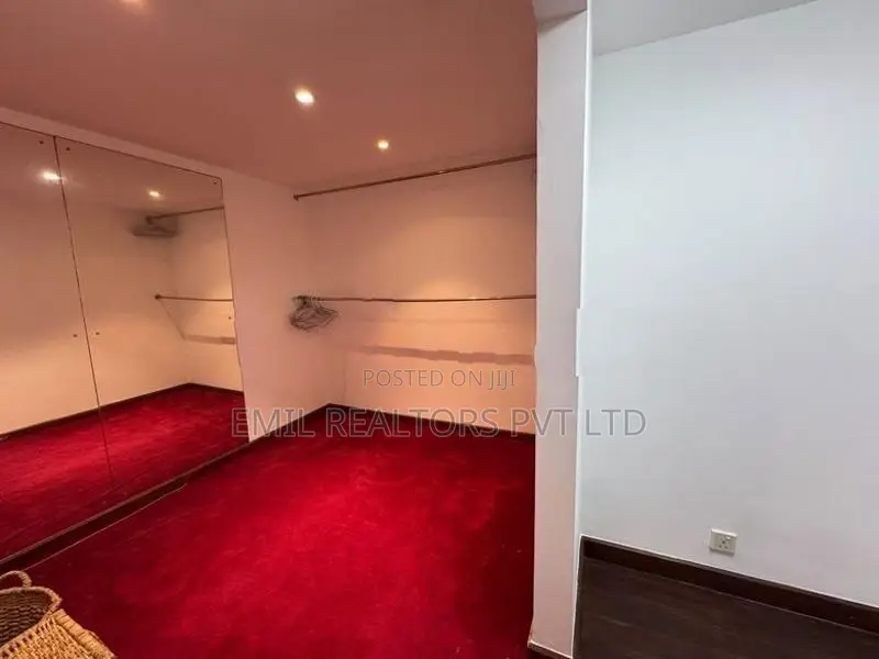 Furnished 3 BedroomLuxury Apartment for Rent –, Rajagiriya (EM049DV)