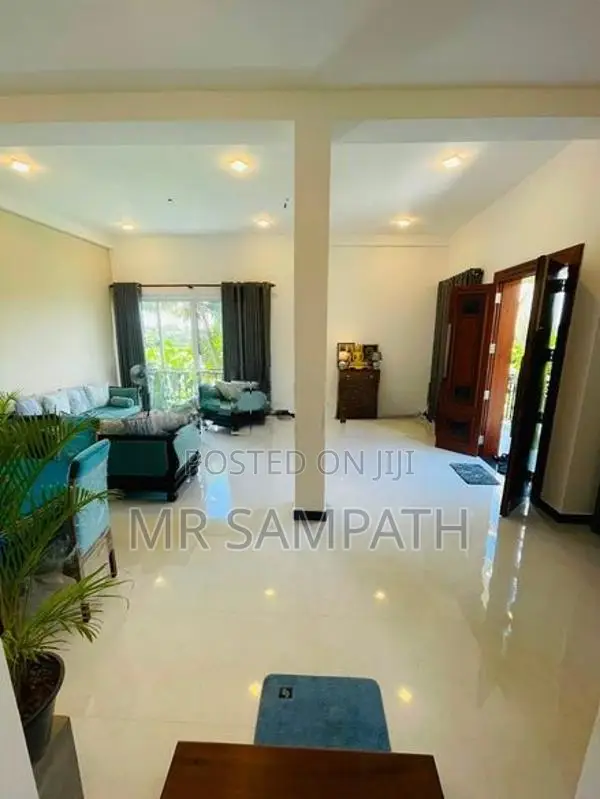 Fully Furnished 3-Bedroom Luxury House for Rent – Rajagiriya