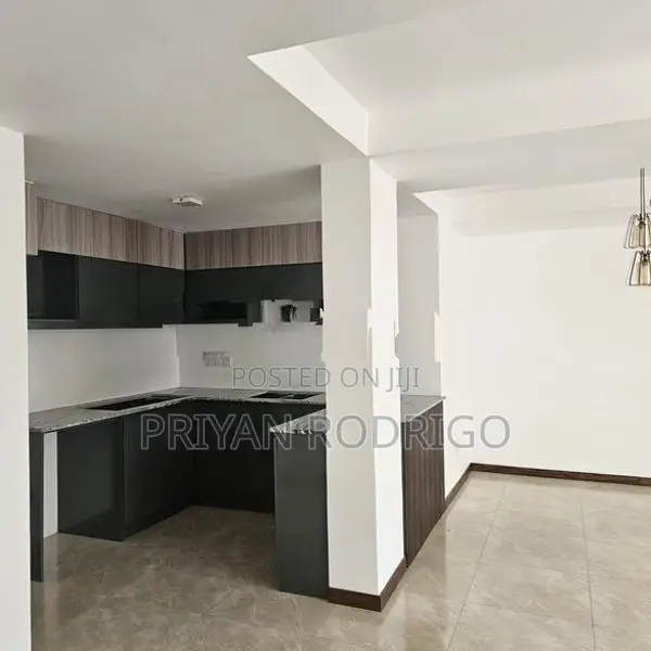 Battaramulla Wickramasinghepura, 3 Storied Brand New Apartment for Sal