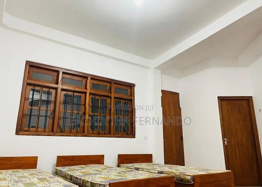 Room for Rent (Girls Only) - Peradeniya