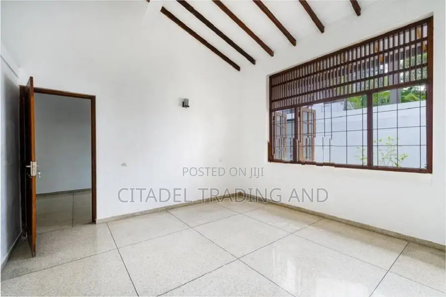 2 Story House For Sale In Nugegoda - CH1617