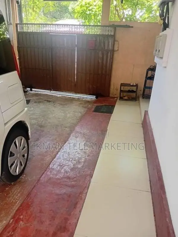Room for Rent in ​​Moratuwa