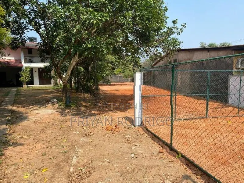 Dehiwala - Attidiya 17.5 Perches of Land for Sale