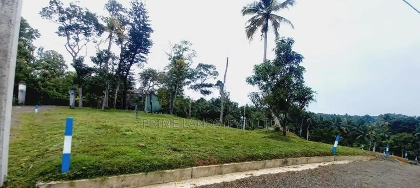 හිරණ පාරට ලඟින් බොල්ගොඩ ගඟ පේනමානයේ හොඳම තැනක්