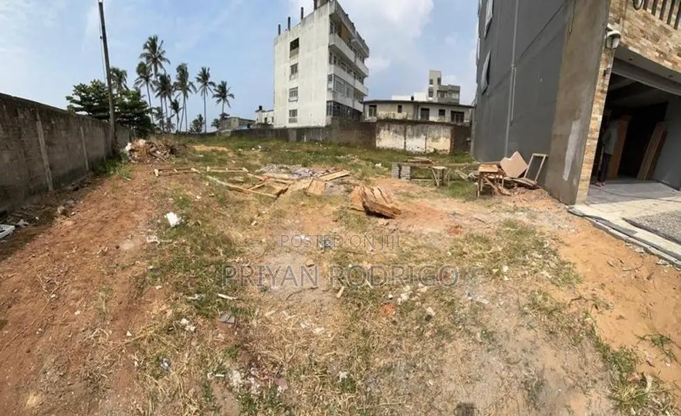 Dehiwala Aponso Avenue 75 Perches Land for Immediate Sale