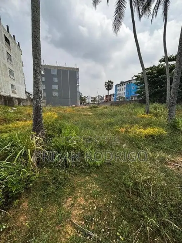 Dehiwala Aponso Avenue 75 Perches Land for Immediate Sale