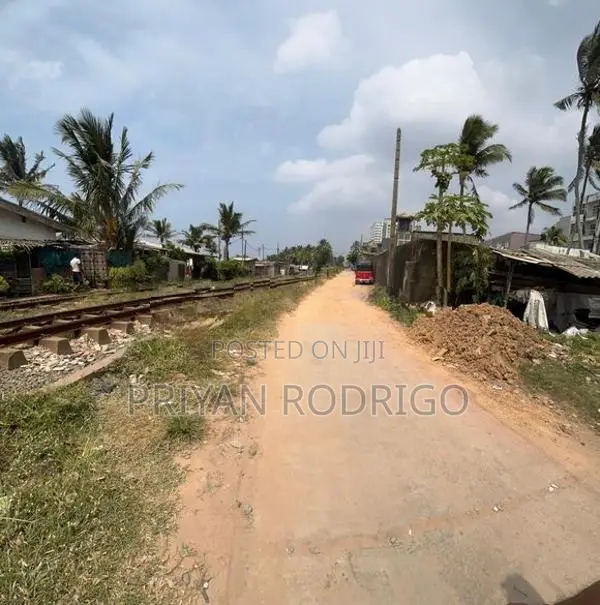 Dehiwala Aponso Avenue 75 Perches Land for Immediate Sale