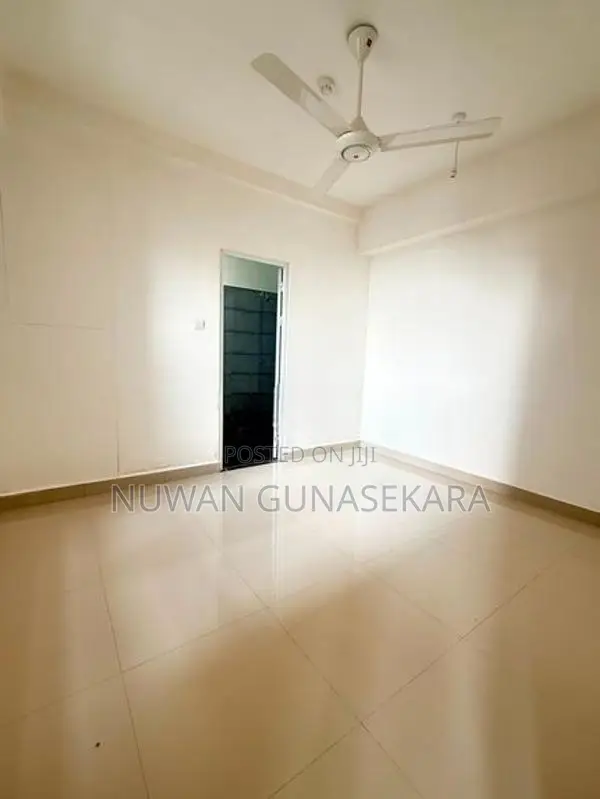 Apartment for Sale in Oval View Residences Col 8- REF 71