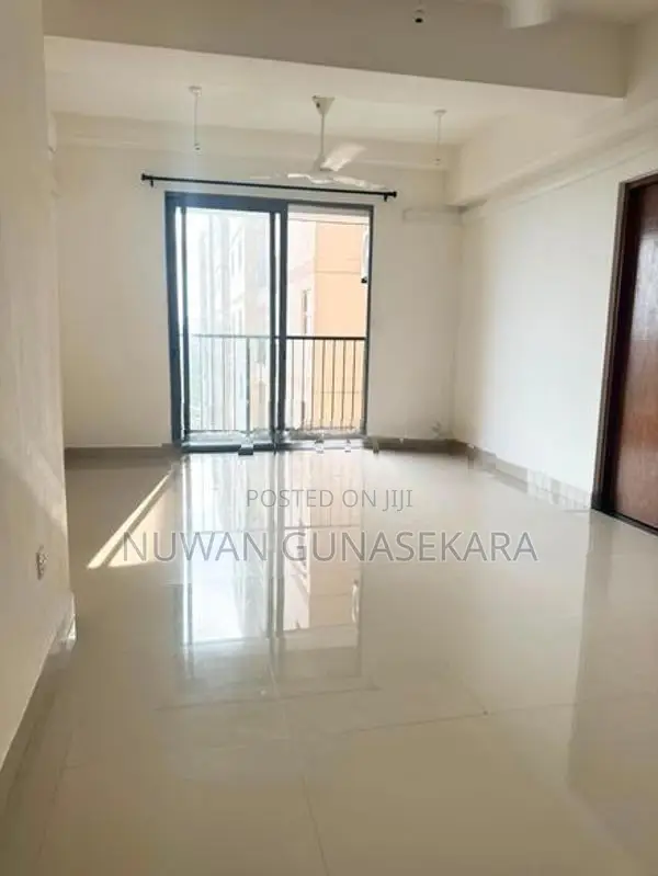 Apartment for Sale in Oval View Residences Col 8- REF 71