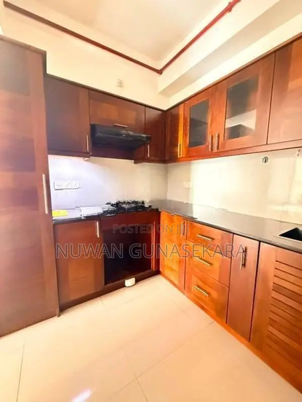 Apartment for Sale in Oval View Residences Col 8- REF 71