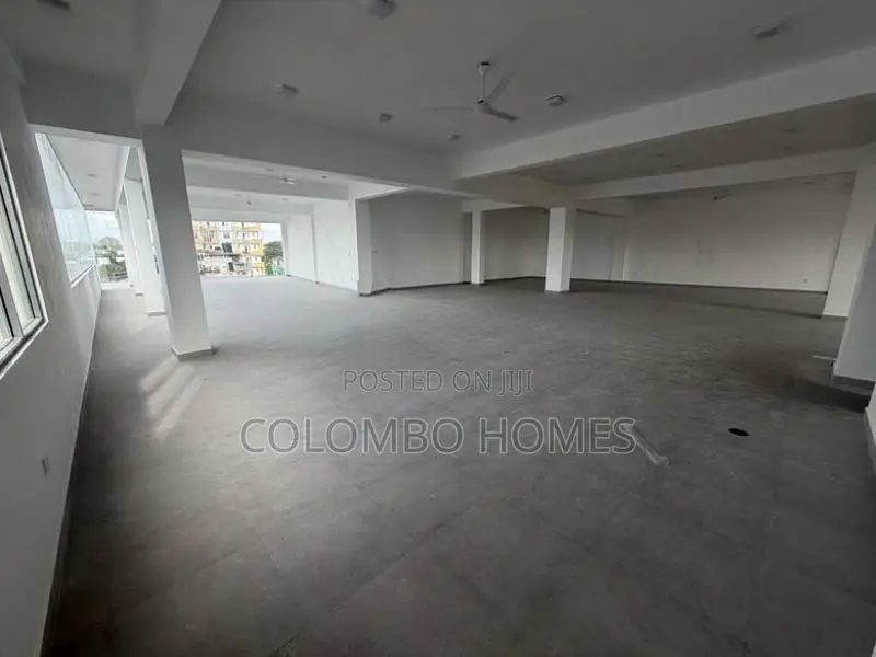 A Grade Office Space ( 3800sqft) for Rent - Dehiwala