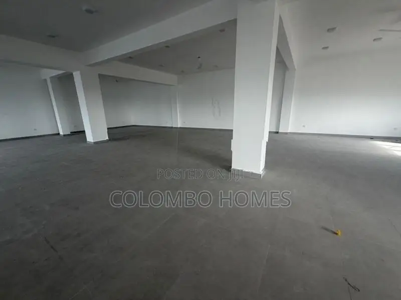 A Grade Office Space ( 3800sqft) for Rent - Dehiwala