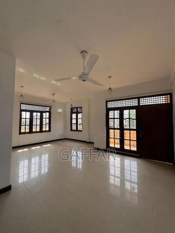 2 Story House Dehiwala