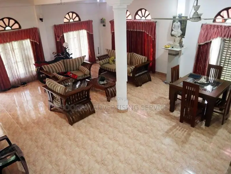 Spacious Family Property in a Peaceful Environment