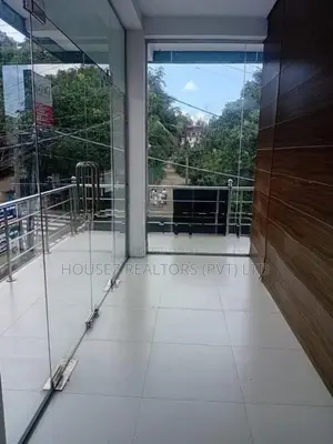 1,000 Sq.Ft Commercial Space for Rent – Katugastota