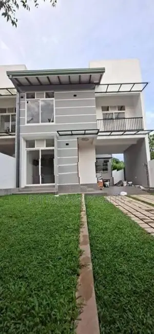 Two Story Modern House for Rent at Kahathuduwa