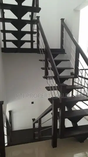 Two Story Modern House for Rent at Kahathuduwa