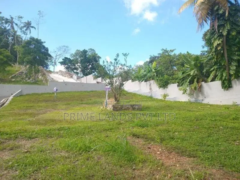 Lands for Sale in Karapitiya