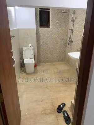 Livable House with 10 Perches Land for Sale - Dehiwala